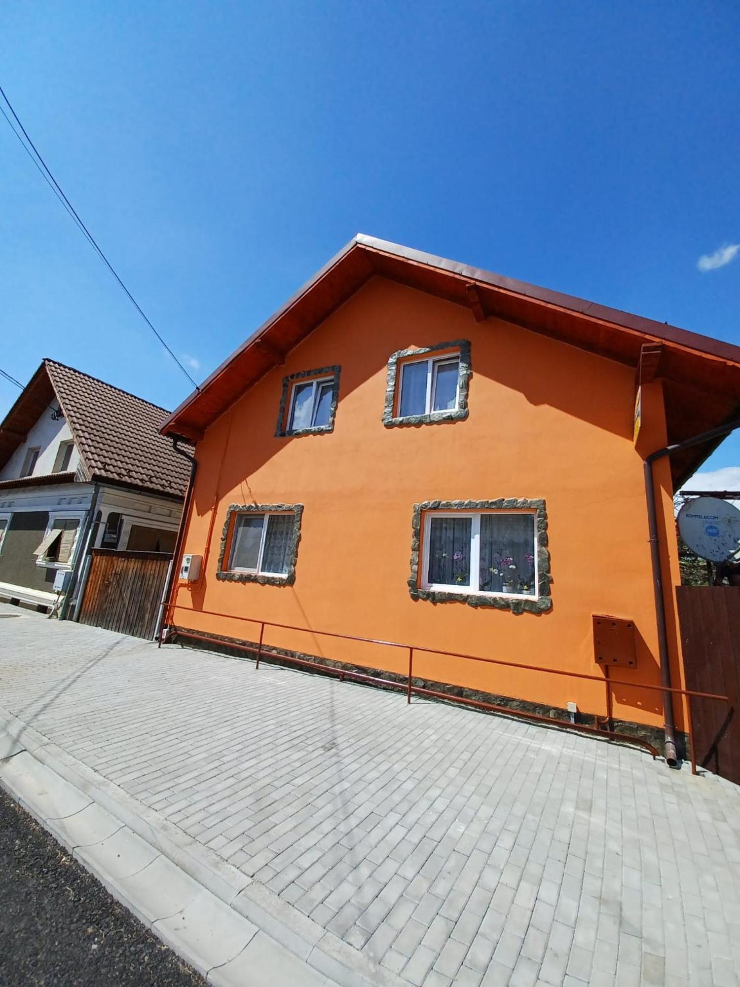 Отель Casa Alex Кырцишоара Экстерьер фото